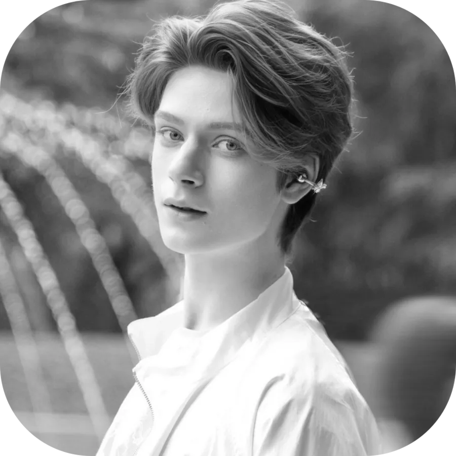 Black and white headshot of Erast Yan 1.